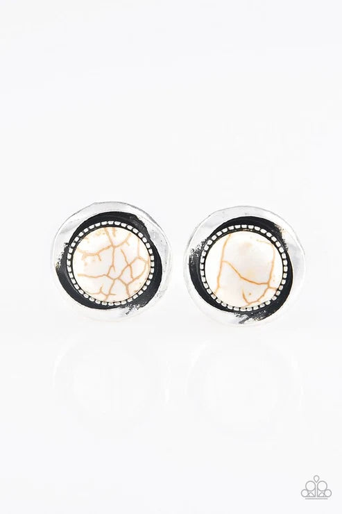 Paparazzi ♥ Out Of This Galaxy - White ♥ Post Earrings