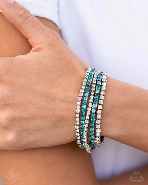 Paparazzi ♥ Feminine Fan - Blue ♥ Bracelet