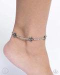 Paparazzi ♥ Gardening Gusto - Silver ♥ Anklet