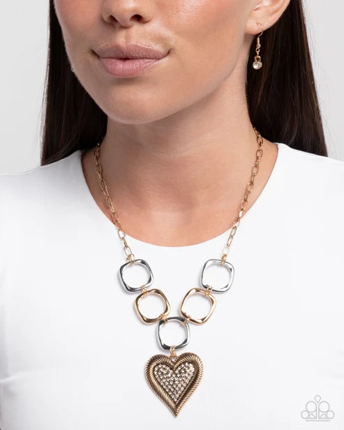 Paparazzi ♥ Focused Affection ♥ Necklace