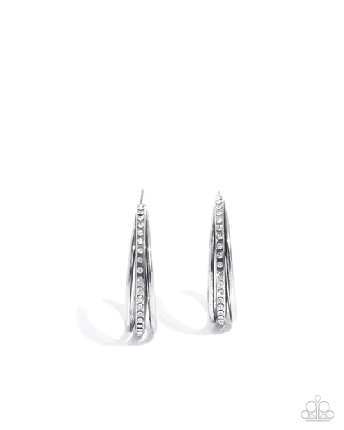 Paparazzi ♥ Commanding Culture - White ♥ Earrings