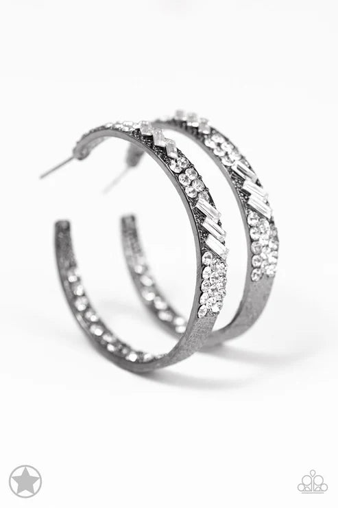 Paparazzi ♥ GLITZY By Association - Gunmetal ♥ Earrings