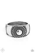 Paparazzi ♥ Gorgeous Gypsy - Silver ♥ Bracelet