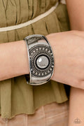 Paparazzi ♥ Gorgeous Gypsy - Silver ♥ Bracelet