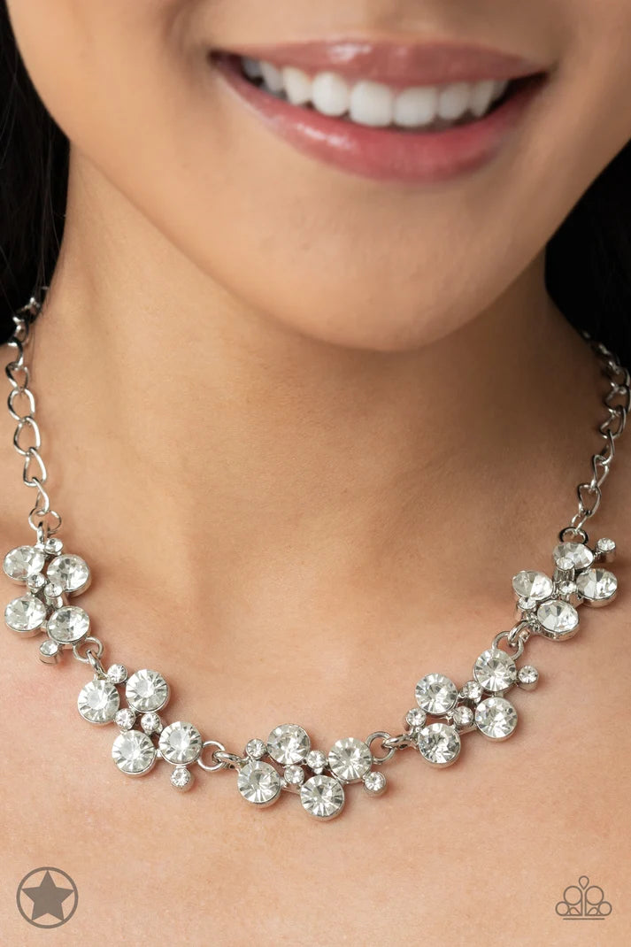 Paparazzi ♥ Hollywood Hills - White ♥ Necklace