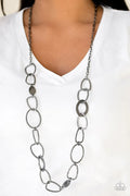 Paparazzi ♥ Metro Nouveau - Black ♥ Necklace